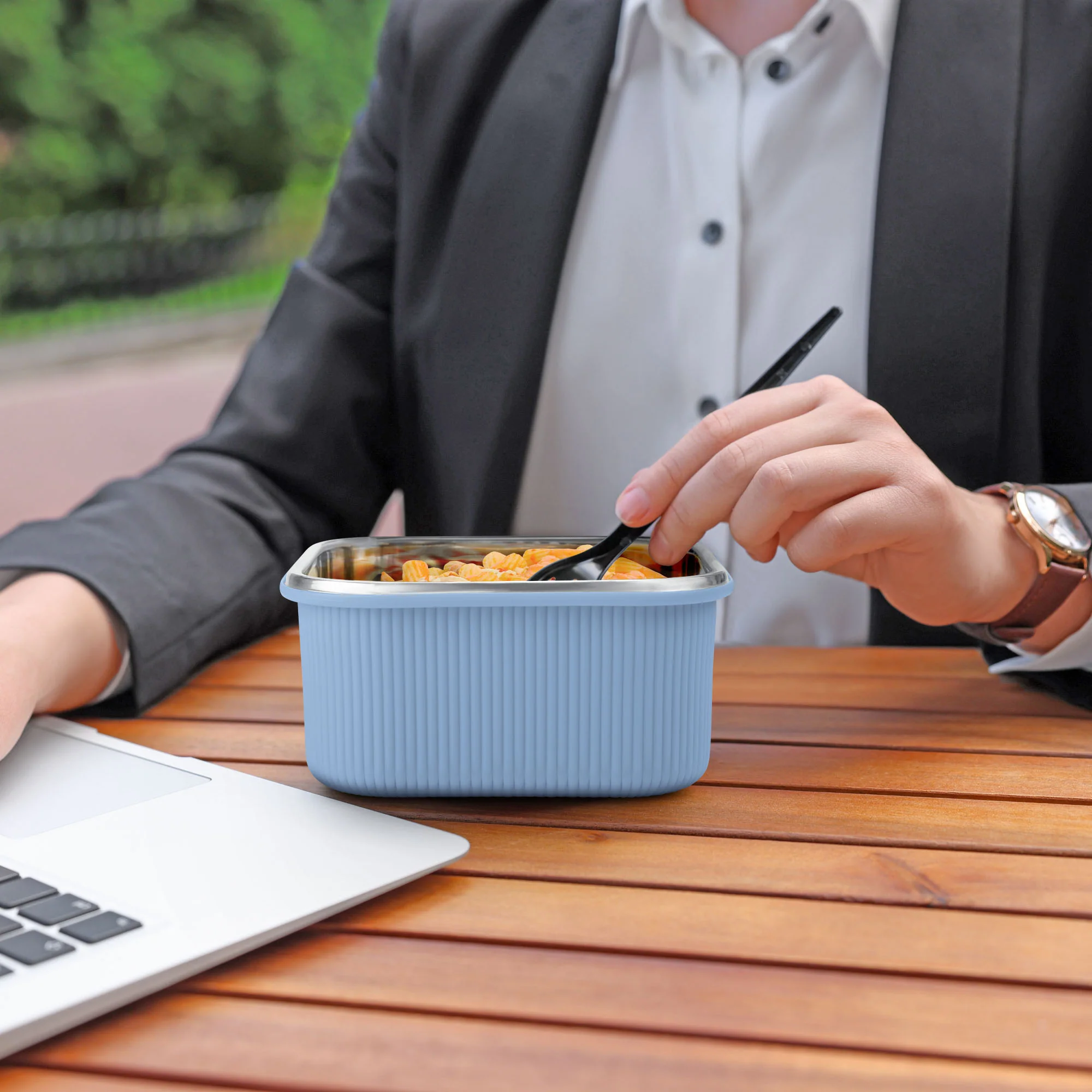Cool Touch - Square Container (Milton) - Image 9