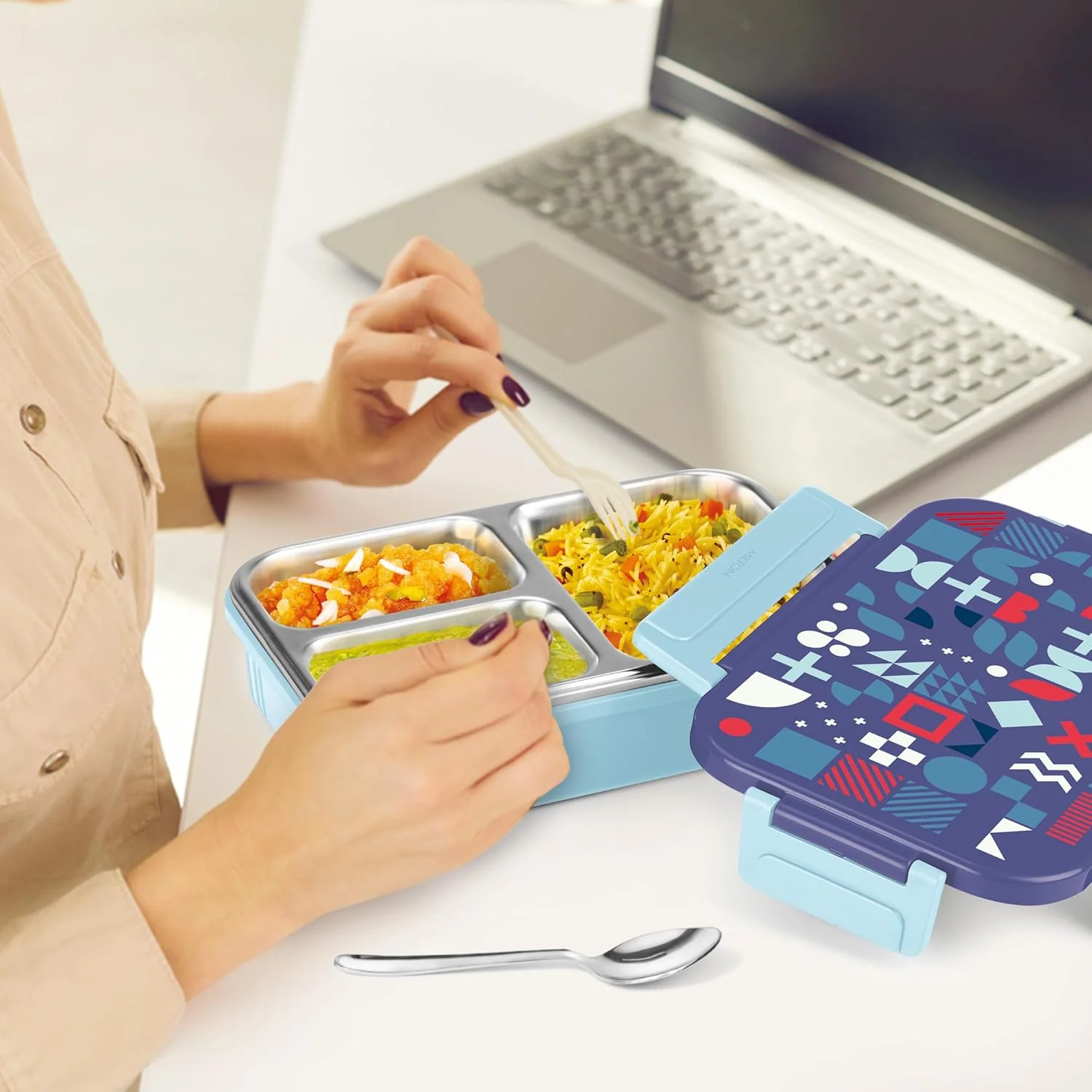 Fun Feast Lunch Box 3 Compartments (Milton) - Image 7