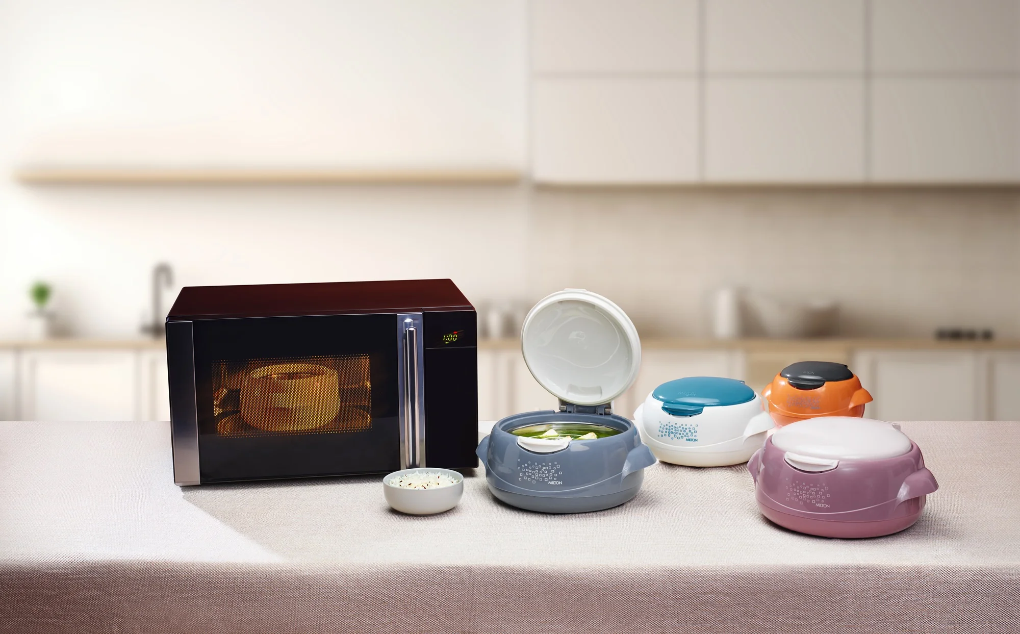 Microwow One Touch Casserole (Milton) - Image 4