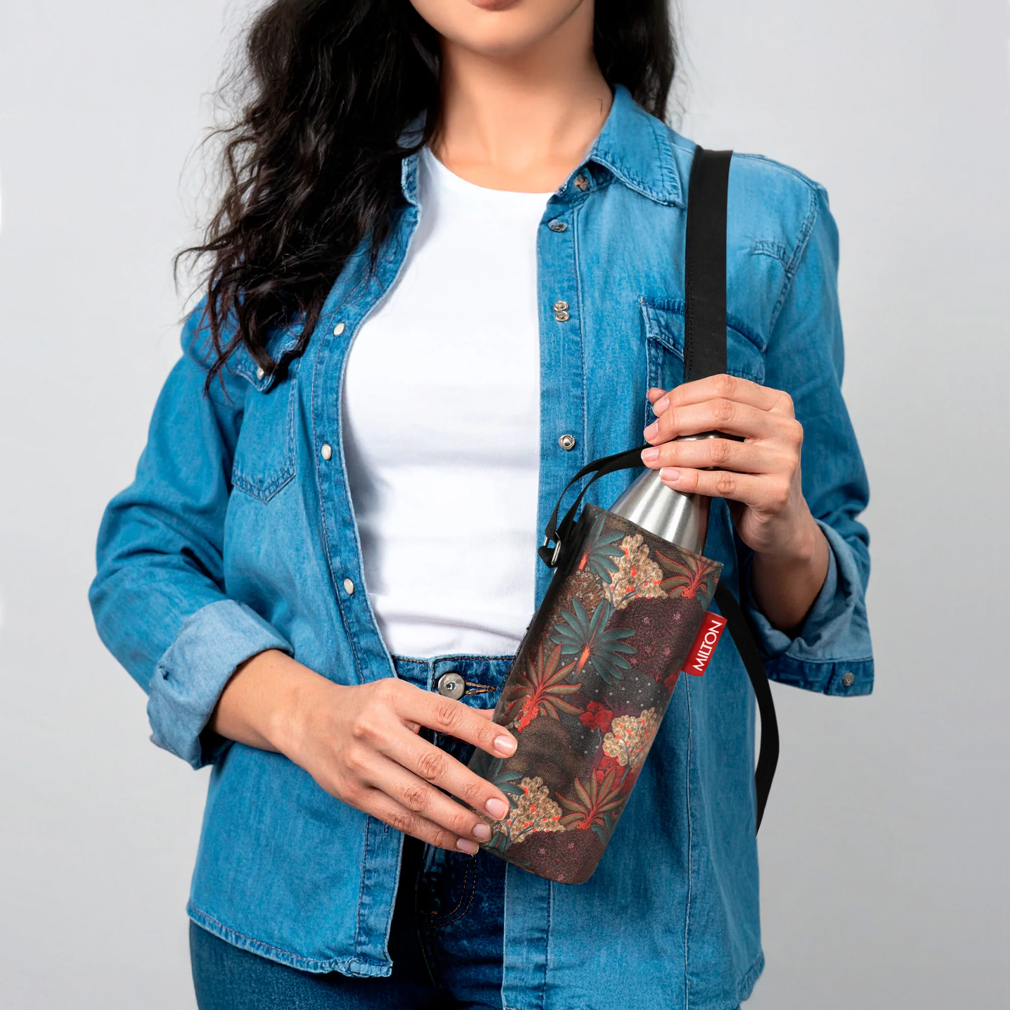 Sling Bottle Bag Jacket - Jungle Bloom (Milton) - Image 3
