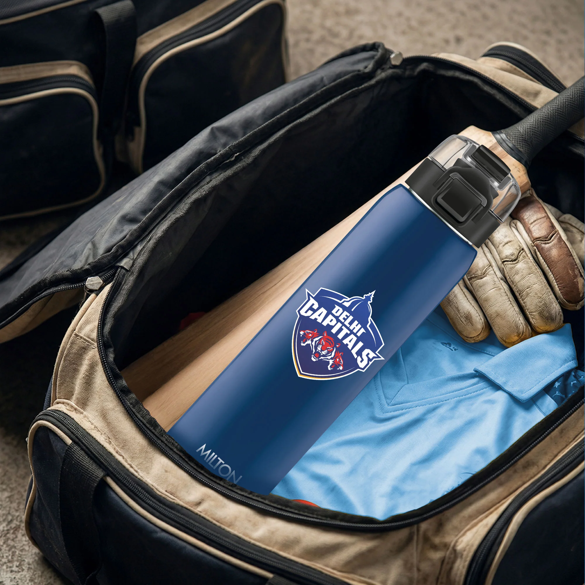 Sports Steel Edge UV Printing Thermoware Bottle With Twin Lid - Delhi Capitals (DC) - Milton - Image 13